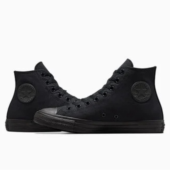Converse- All Black - Picture 5 of 5